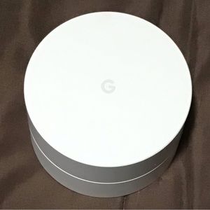 LIKE NEW GOOGLE ROUTER